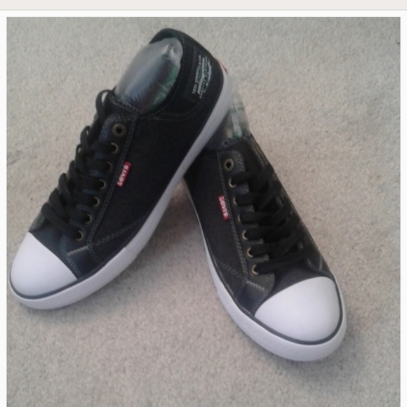 levi's sneakers mens